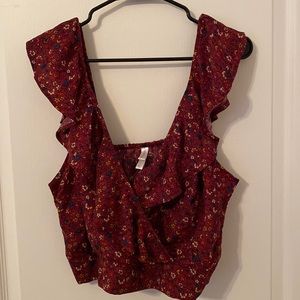 Xhiliration Size Large Top and Shorts New with tags Floral Burgundy